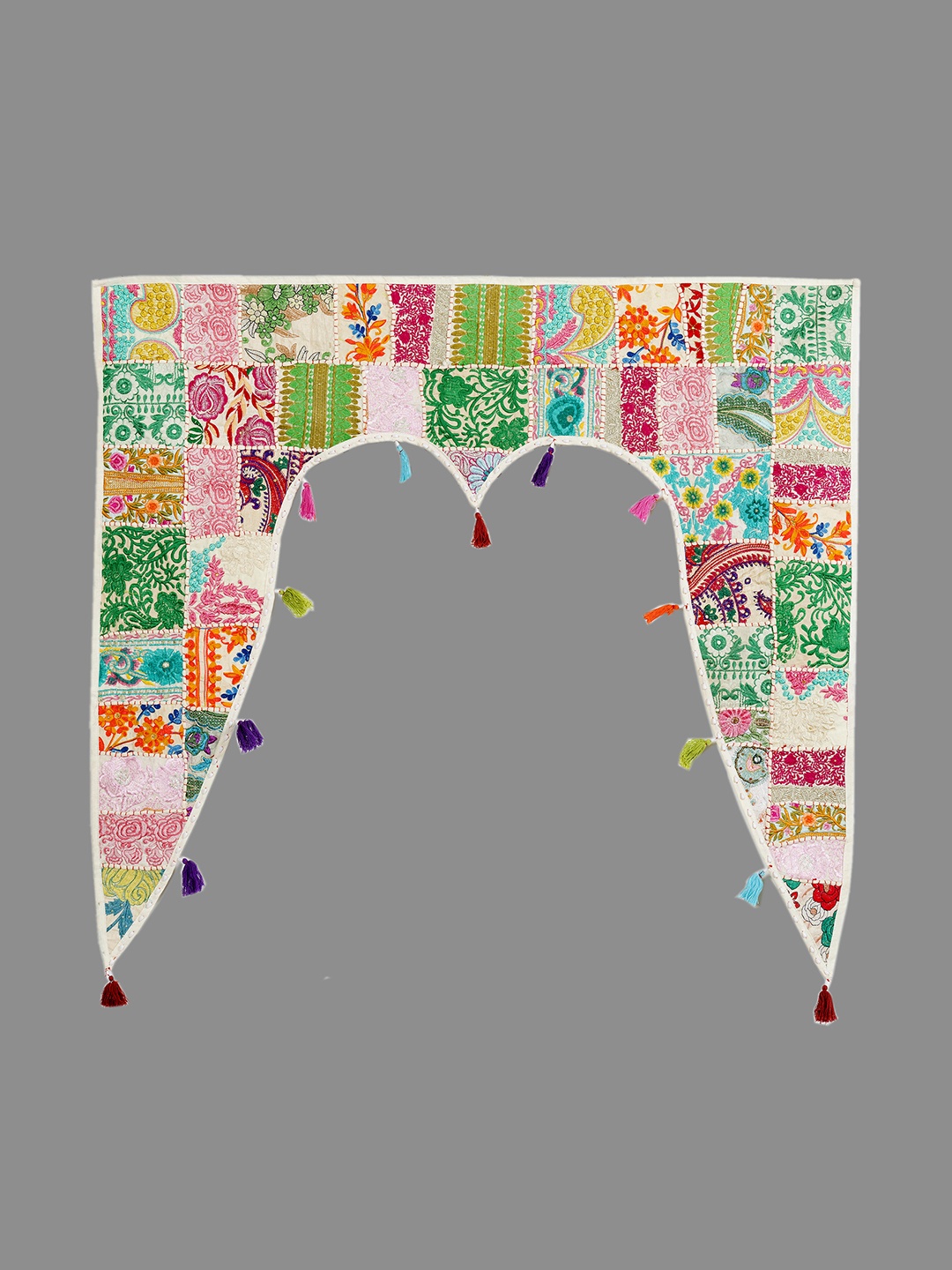

HANDICRAFT PALACE Green & Pink Patchwork Embroidered Hanging Festive Decor, White