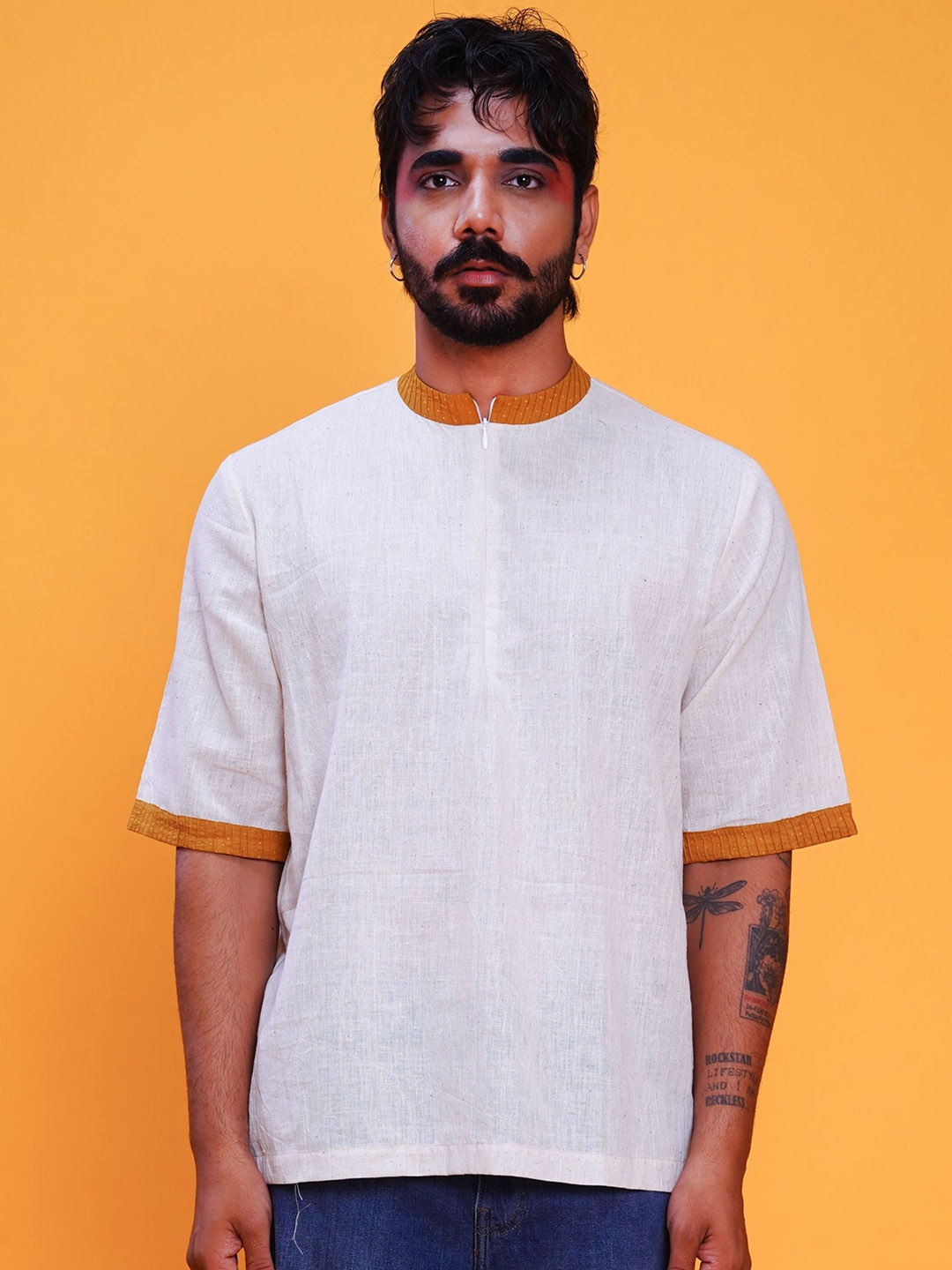 

Inkriti Handloom Kala Cotton Sunshine T-shirt, Off white