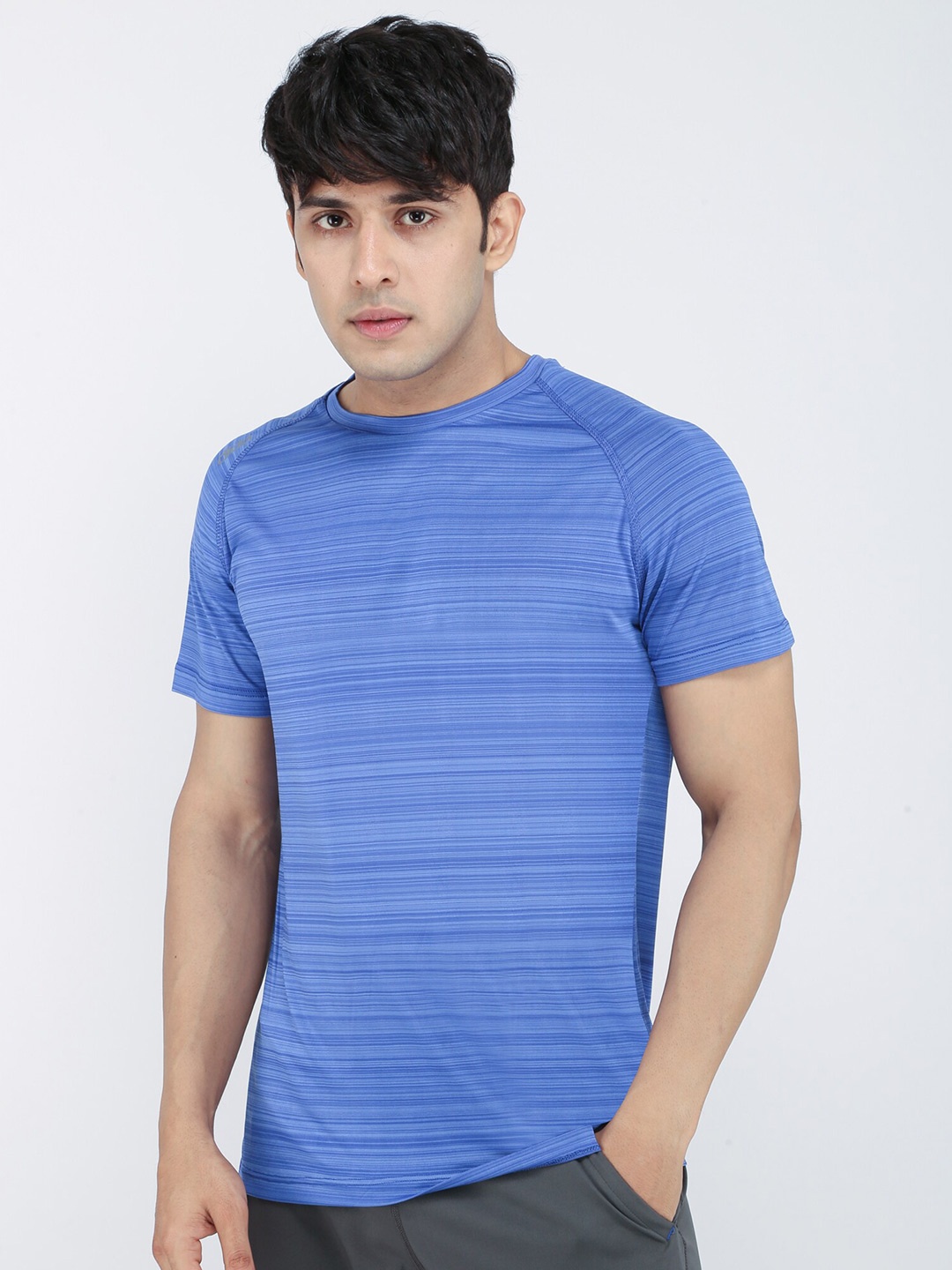 

DIDA Round Neck Striped Dri-FIT T-shirt, Blue