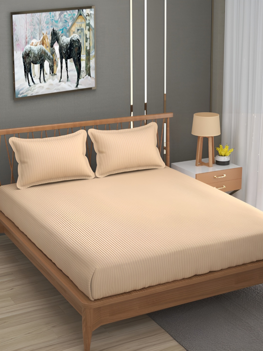 

UrbanArts Peach Striped 200 TC King Bedsheet with 2 Pillow Covers