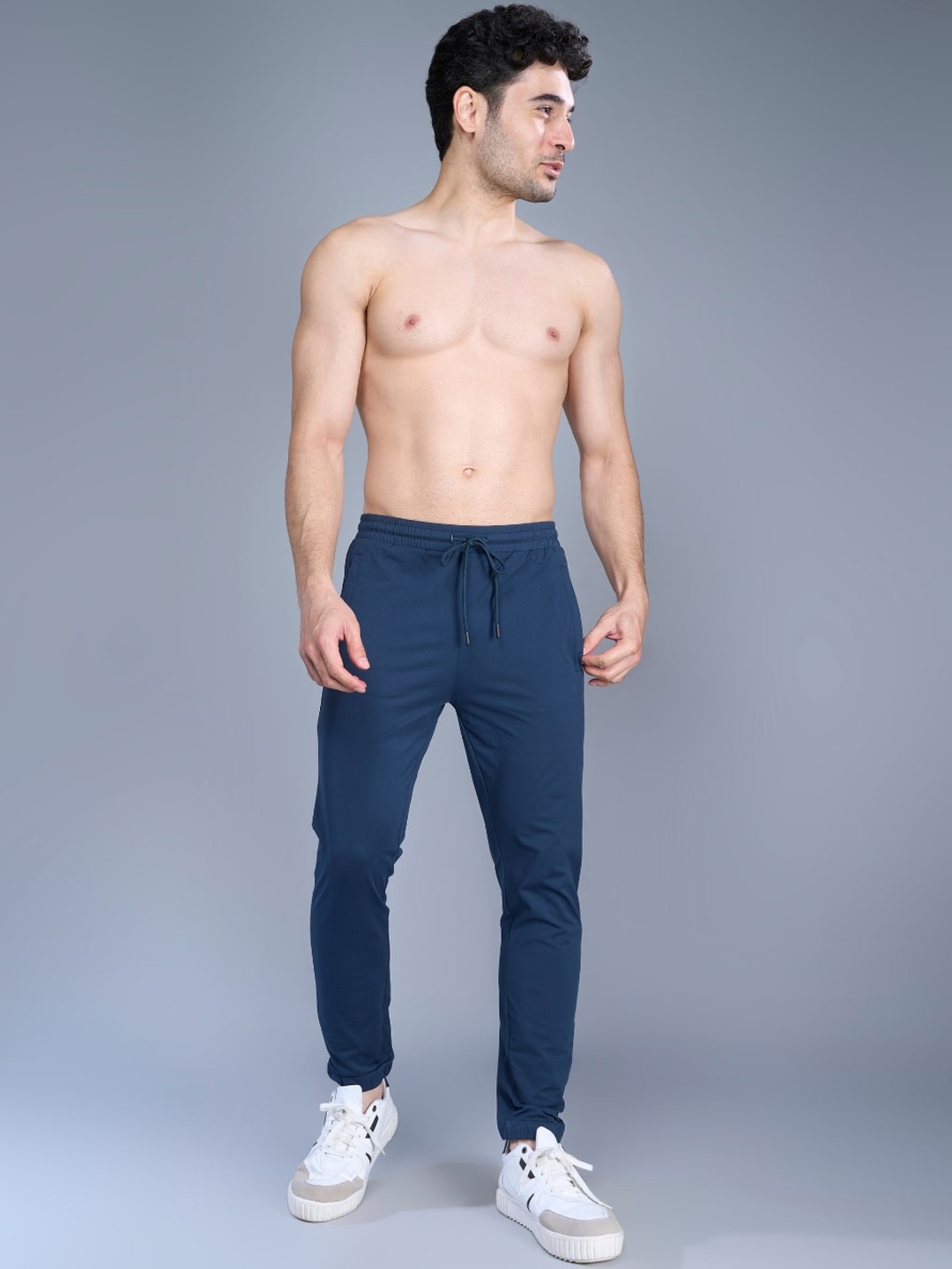 

MAXZONE Men Mid-Rise Sports Track Pant, Blue