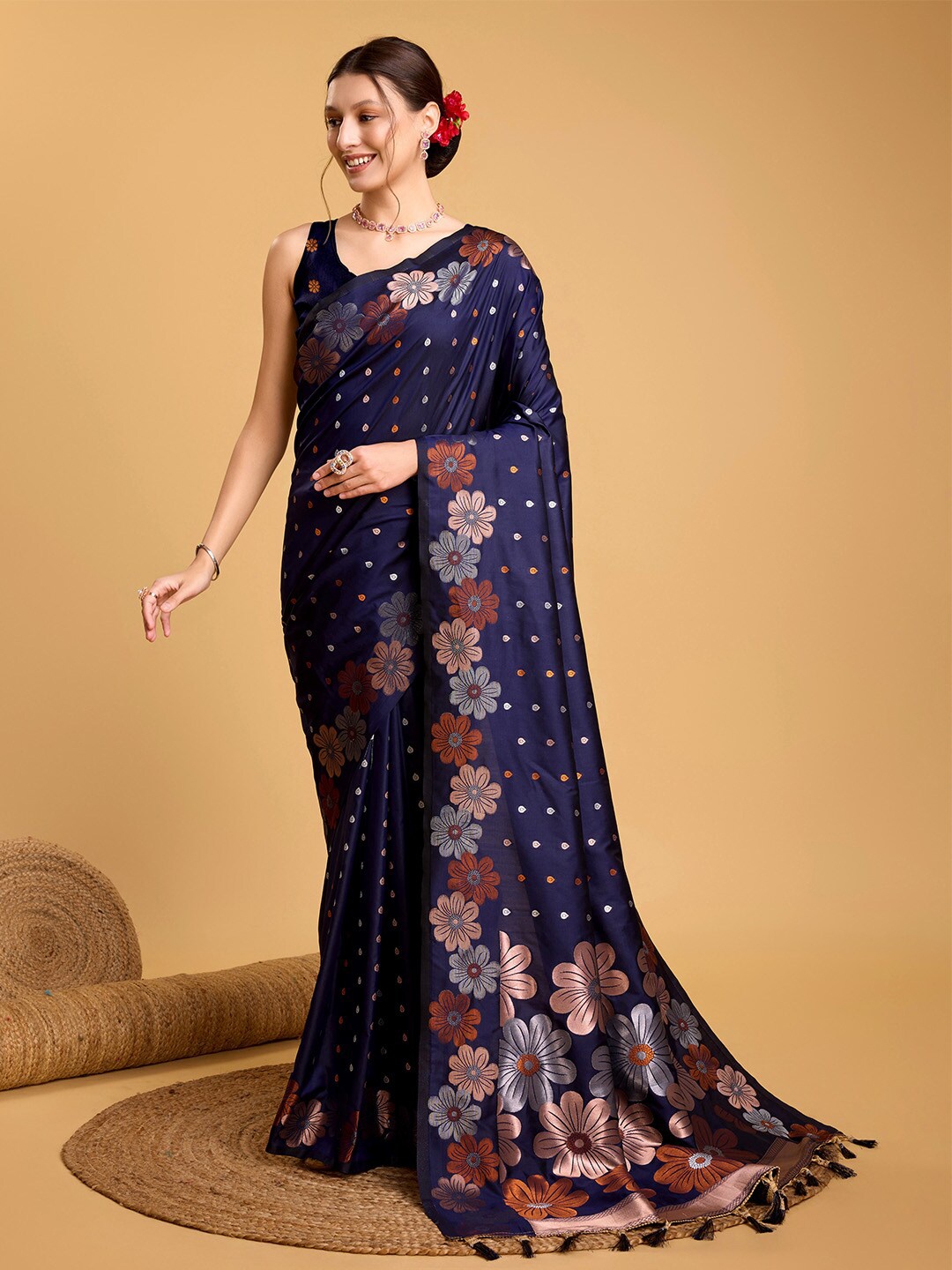 

Ishin Woven Design Zari Silk Blend Saree, Navy blue