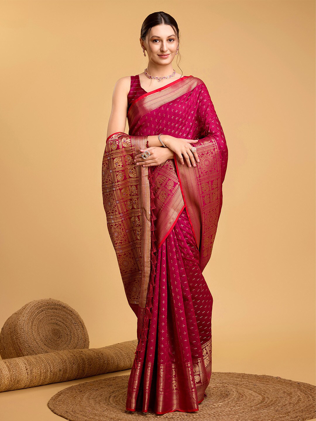 

Ishin Woven Design Zari Silk Blend Saree, Pink