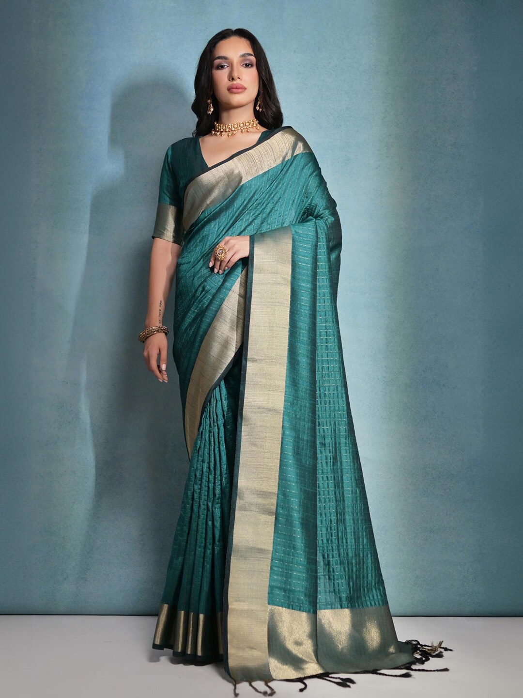 

Ishin Woven Design Zari Silk Blend Saree, Green