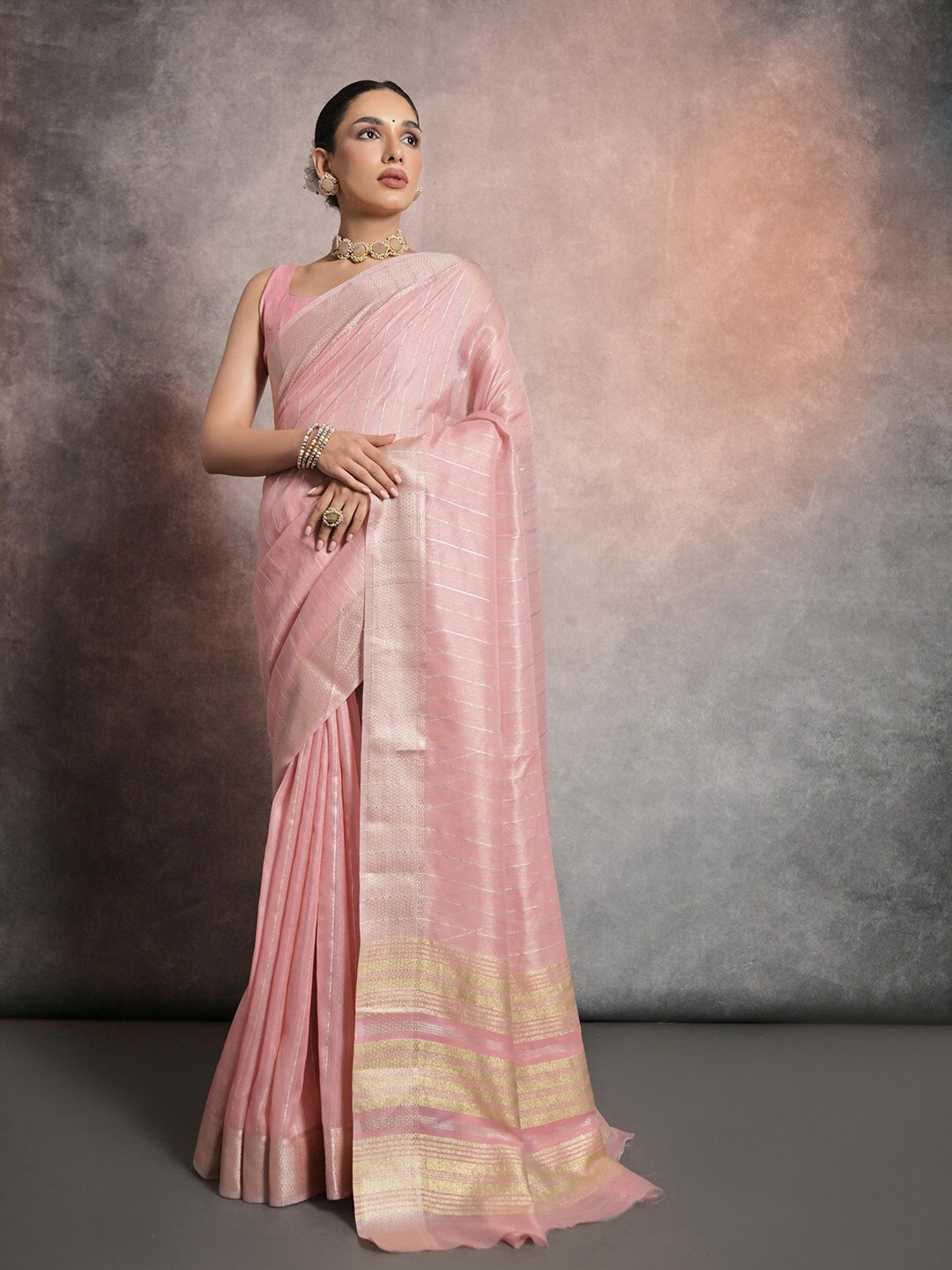 

Ishin Woven Design Zari Silk Blend Saree, Pink