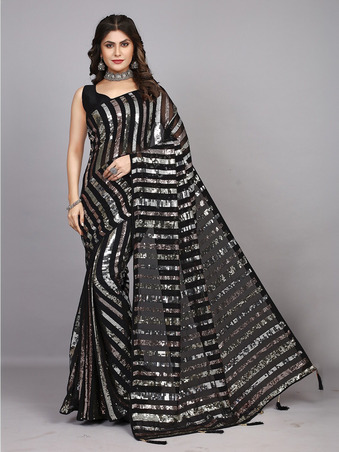 

Ishin Embellished Sequinned Poly Georgette Saree, Black