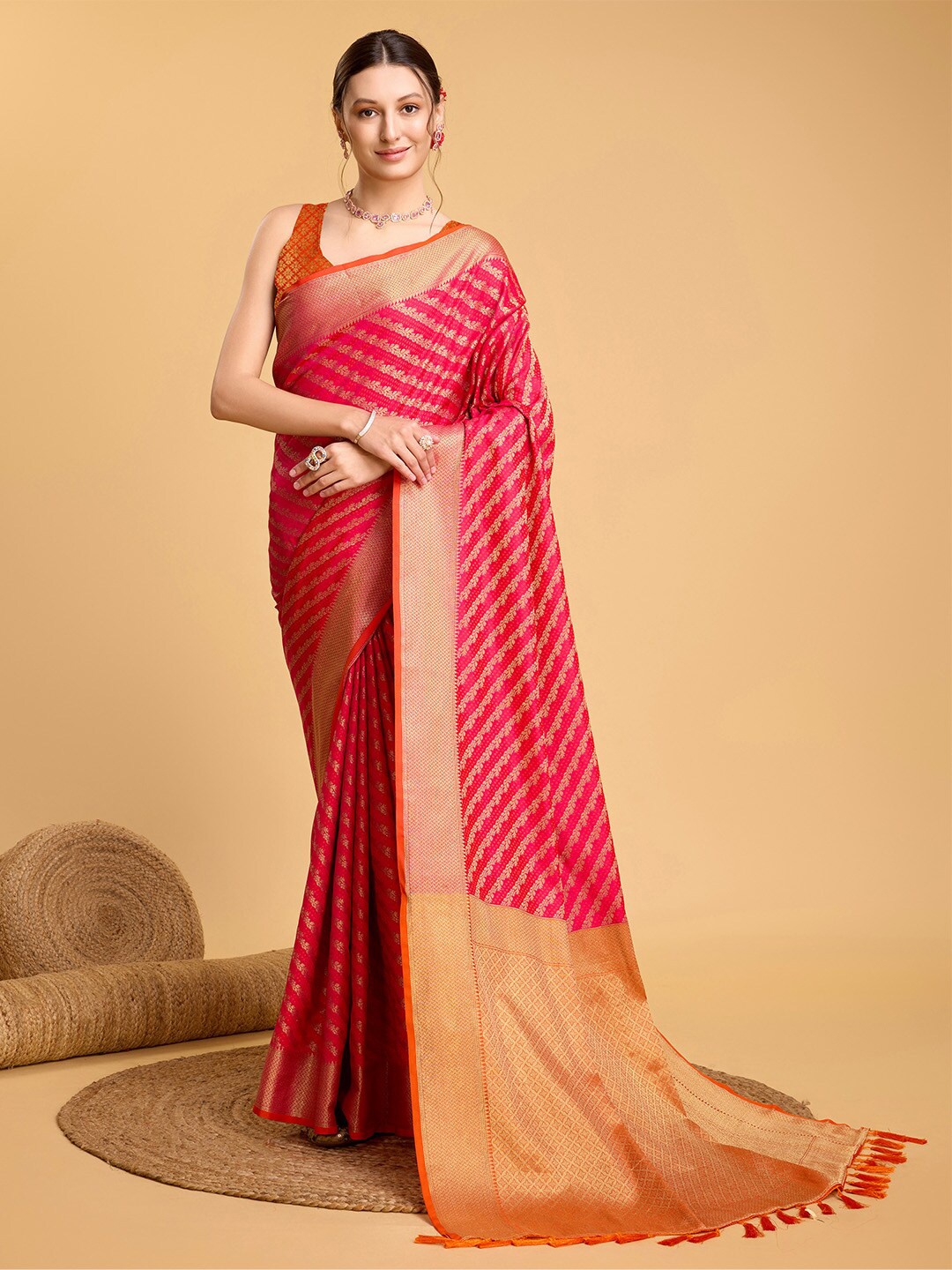 

Ishin Woven Design Zari Silk Blend Patola Saree, Pink