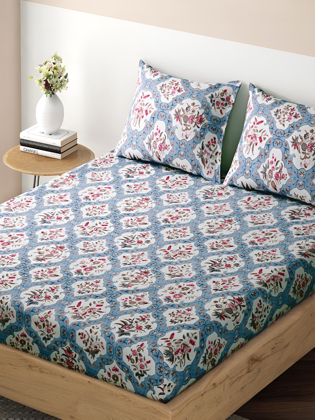 

HOKIPO Blue Ethnic Motifs Printed Microfiber Fitted Queen Bedsheet & 2 Pillow Covers