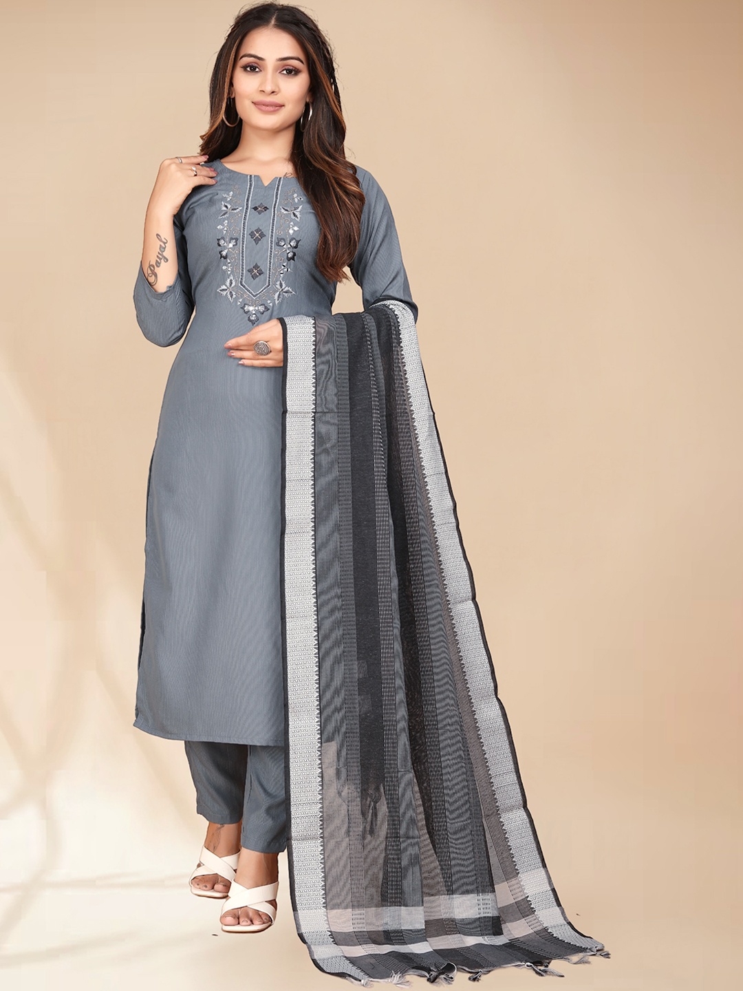 

Anouk Grey Ethnic Motifs Yoke Design Thread Work Kurta with Trousers & Dupatta