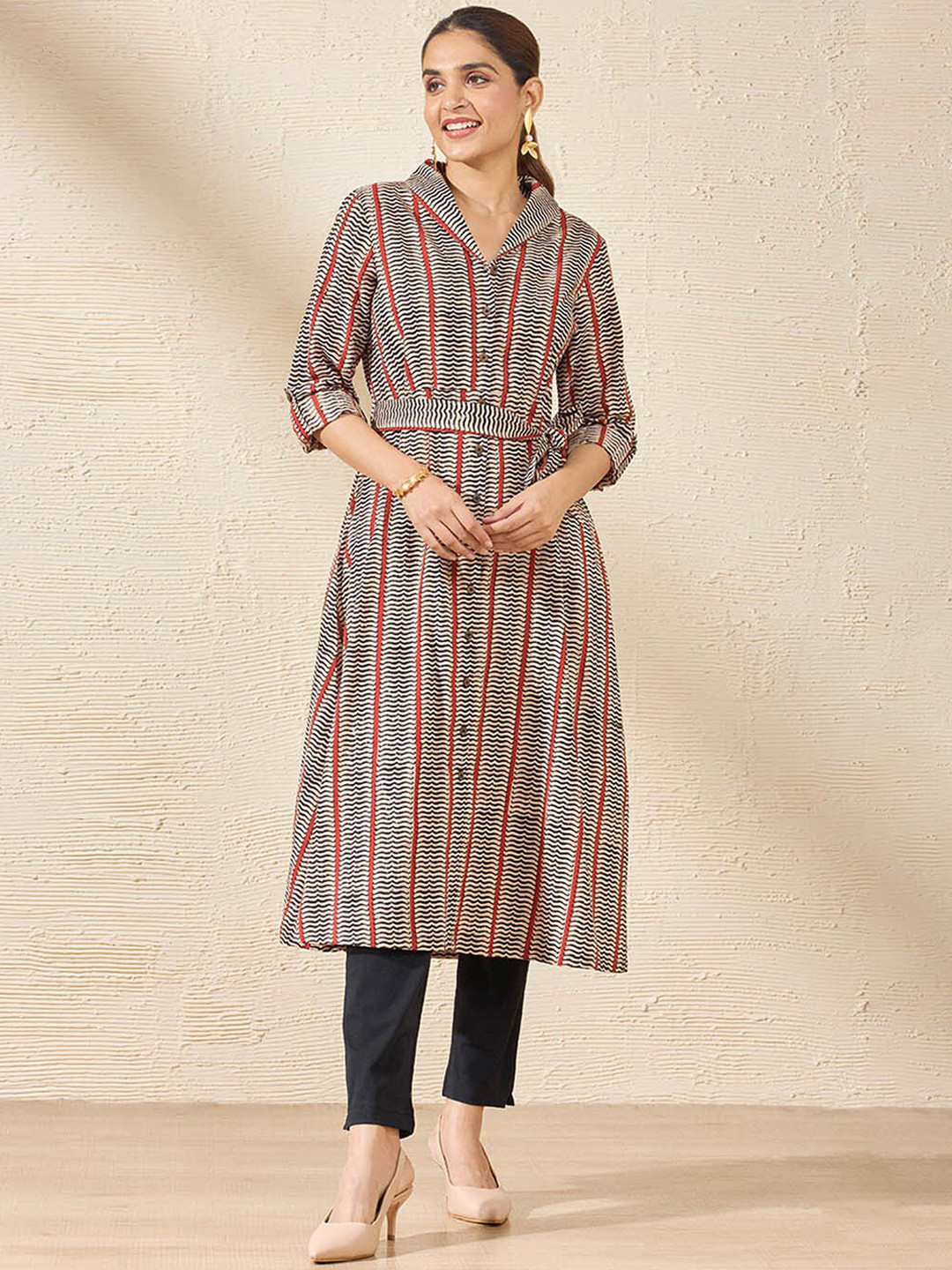 

Taneira Geometric Striped Pure Cotton A-Line Kurta, Beige