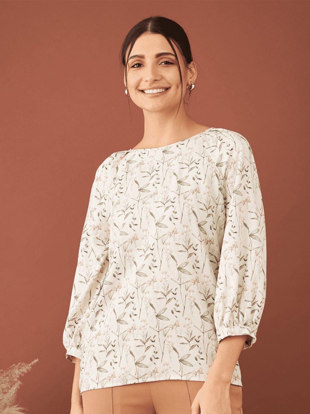 

SALT ATTIRE Floral Printed Round Neck Three-Quarter Sleeves Top, White