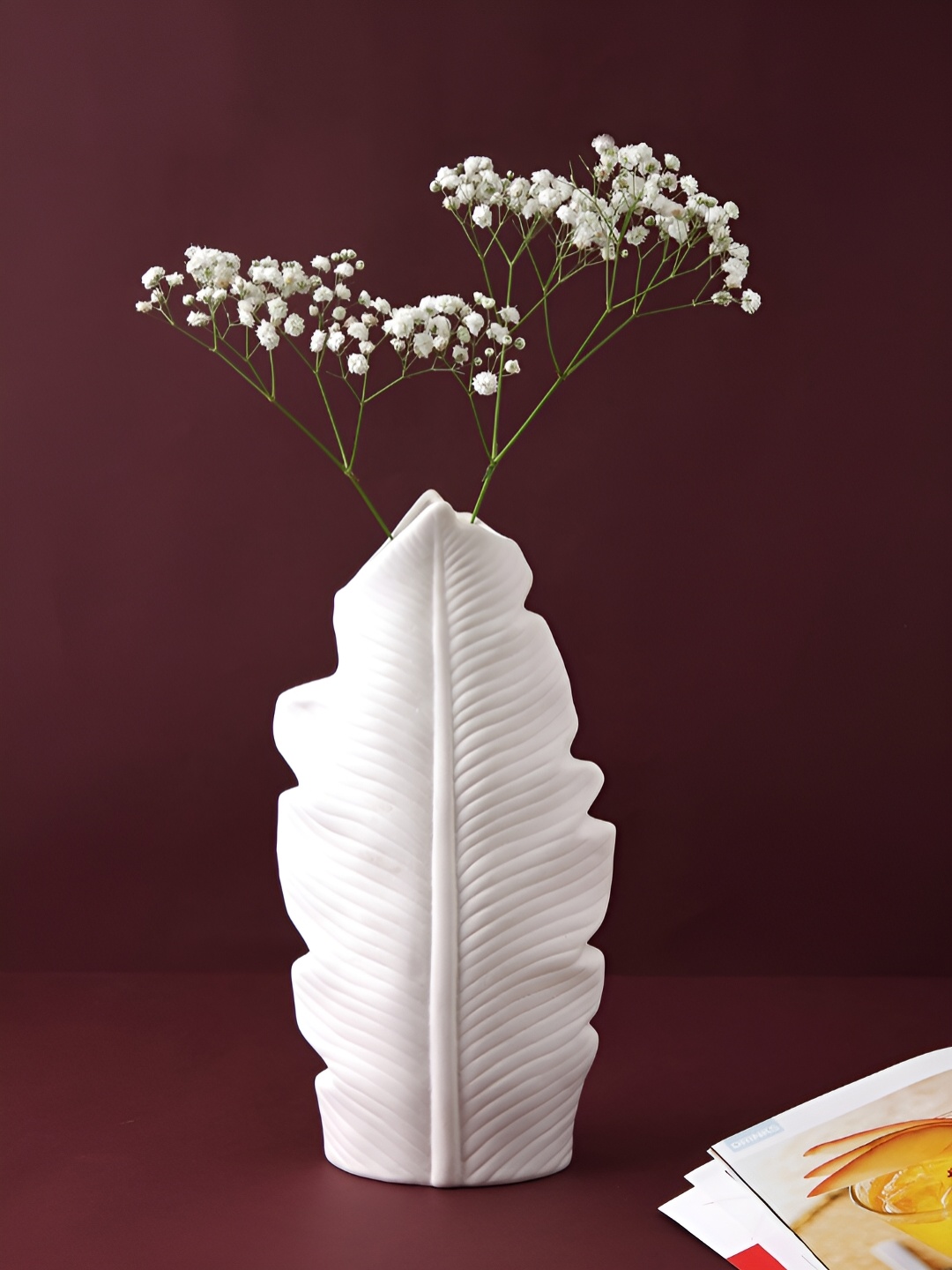 

Aura White Textured Feather Ceramic Vase