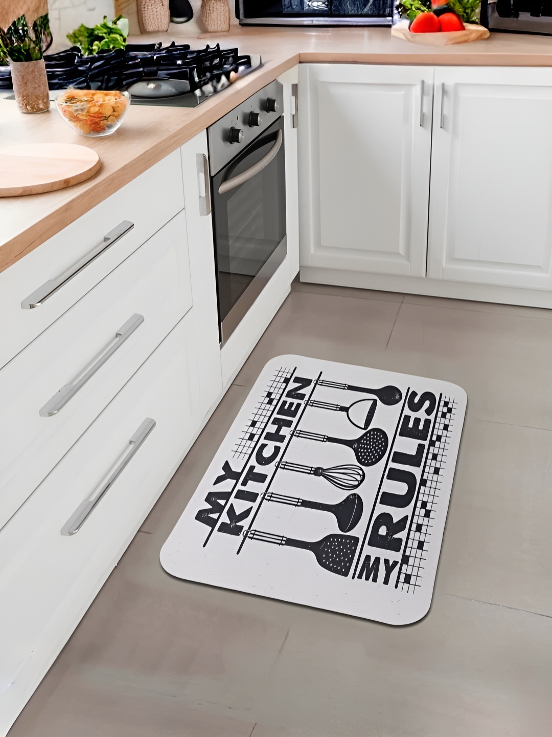 

UMAI White & Black Printed Anti-Skid Doormat