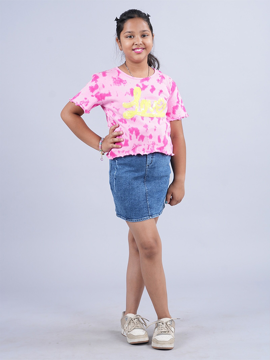 

KiddoPanti Girls Dyed T-shirt With Skirt, Pink