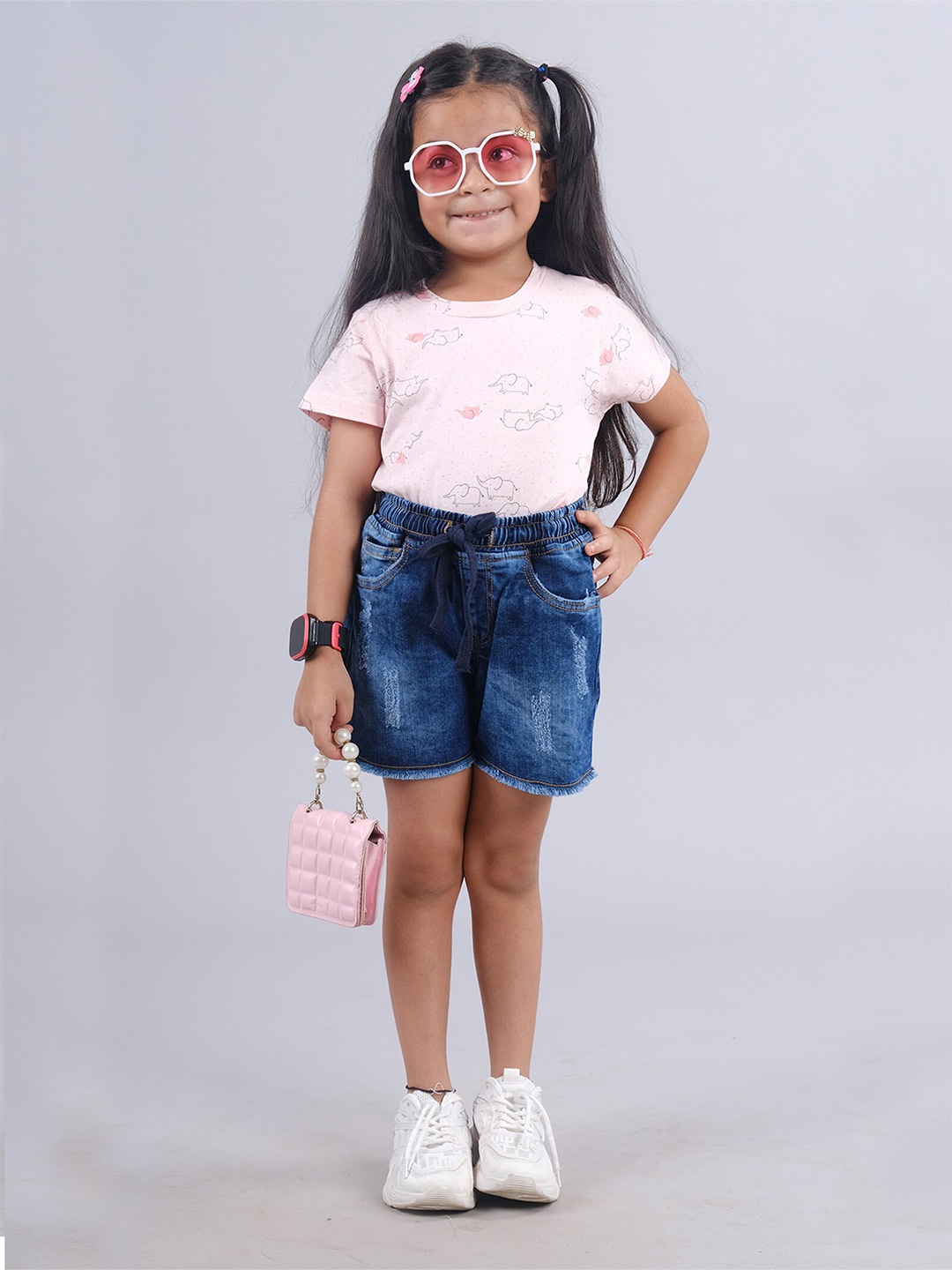 

KiddoPanti Girls Printed Pure Cotton T-shirt With Shorts, Pink