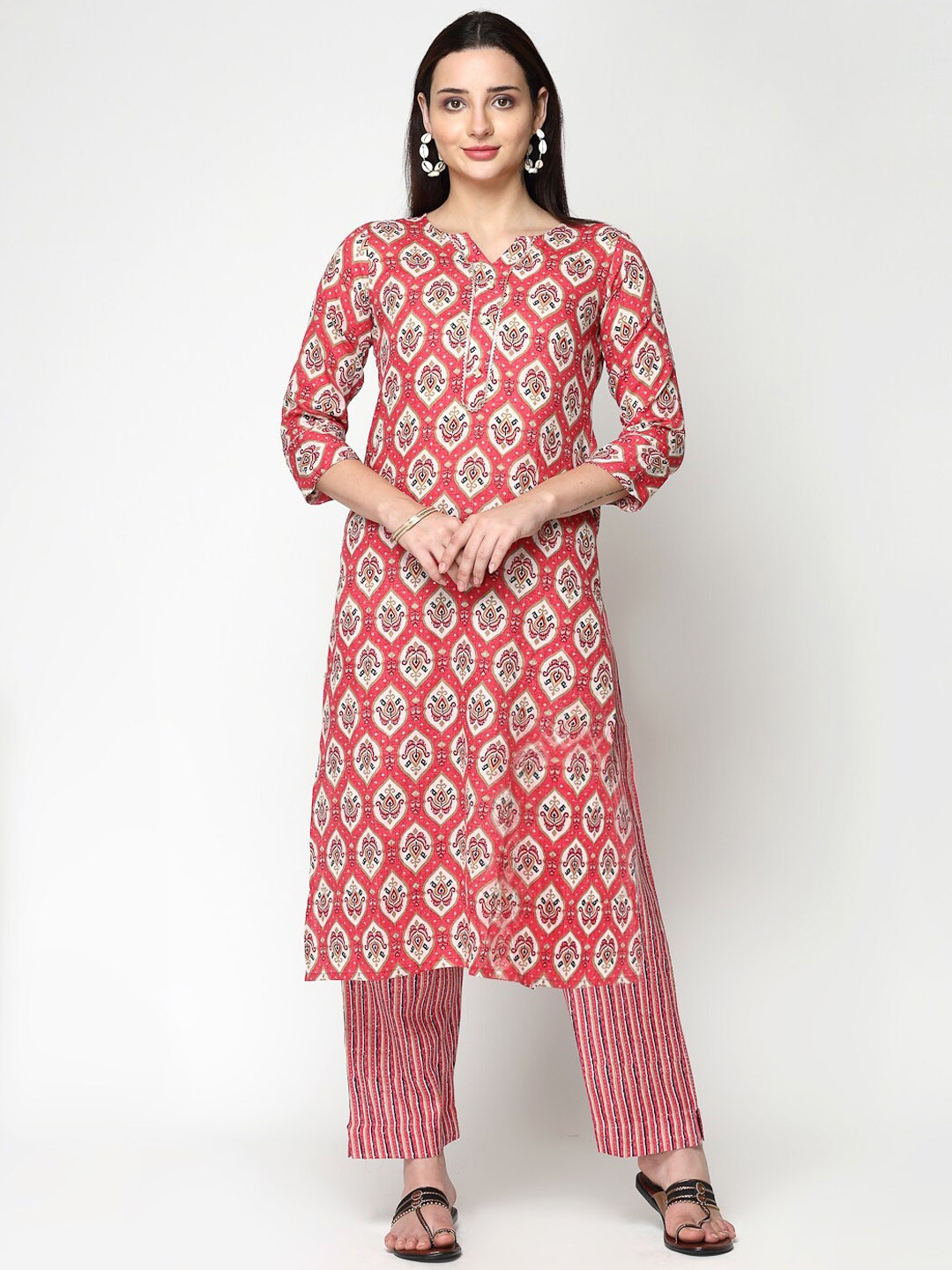 

ISHQY Ethnic Motifs Printed Regular Kurta With Trouser, Pink
