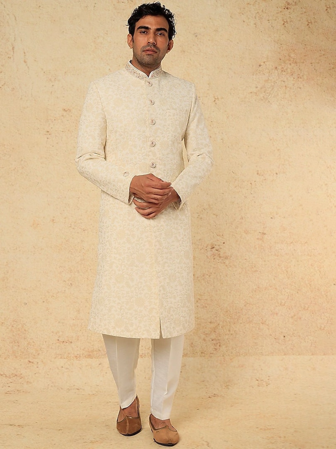 

RNG Safawala Embroidered Sherwani Set, Off white