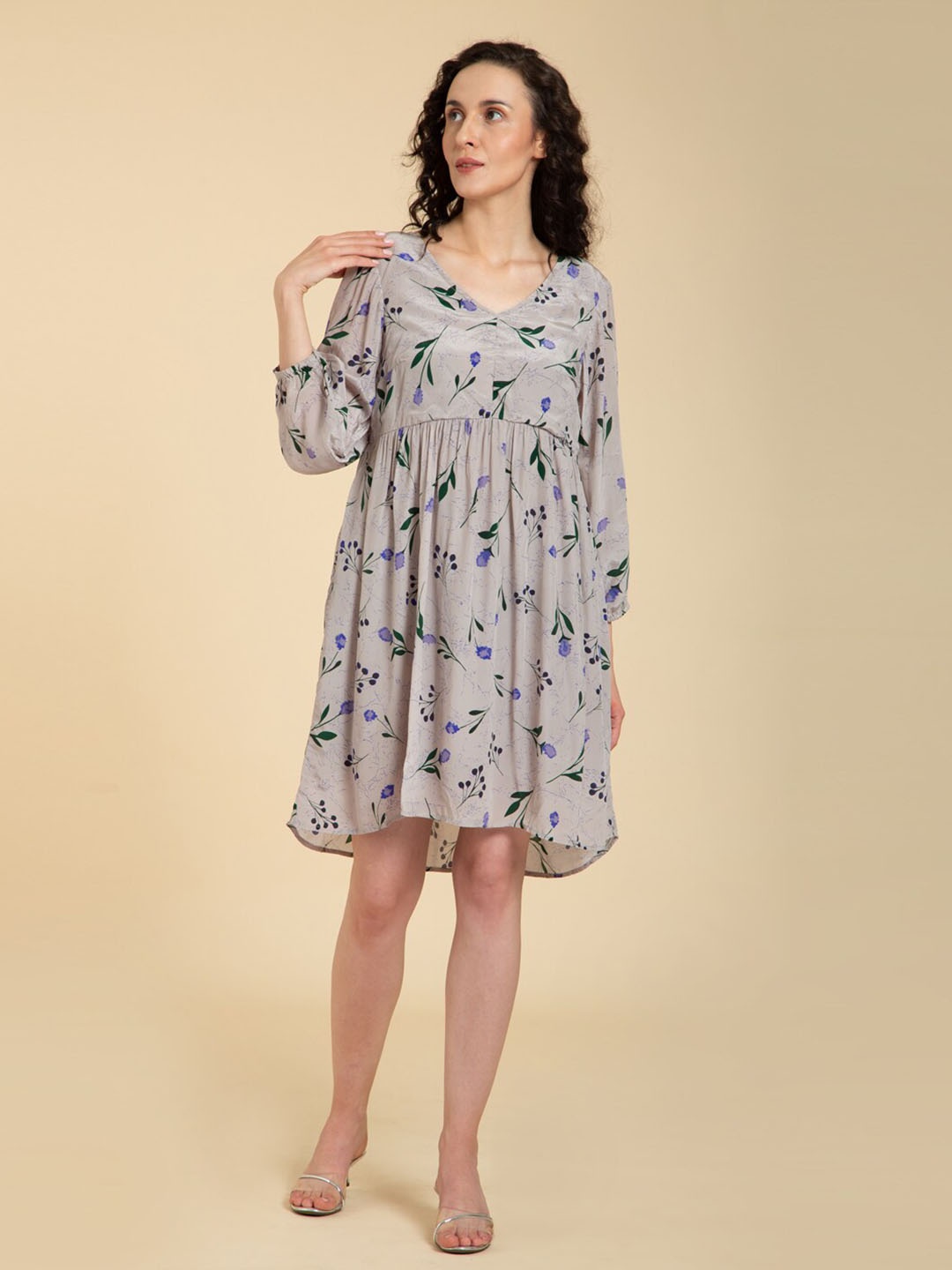 

Seryeon Floral Print Cold-Shoulder V-Neck Liva Fit & Flare Dress, Grey