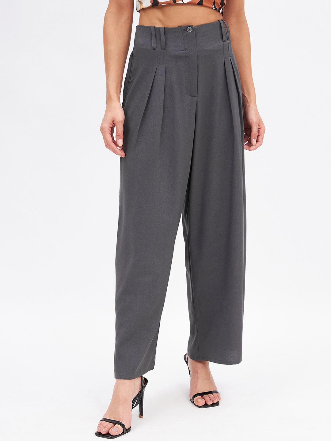 

Kibo Women Relaxed Straight Leg Straight Fit High-Rise Pleated Trouser, Grey