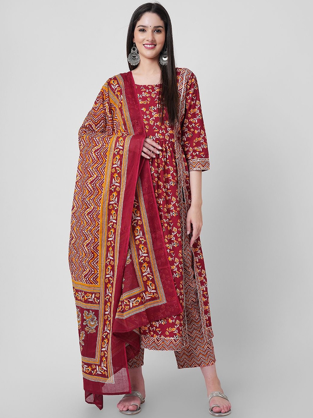 

JANAKDULARI CREATION Floral Printed Gotta Patti Pure Cotton Kurta With Palazzos & Dupatta, Orange