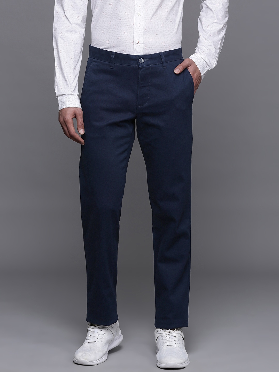 

Louis Philippe Ath.Work Men Tapered Fit Trousers, Navy blue