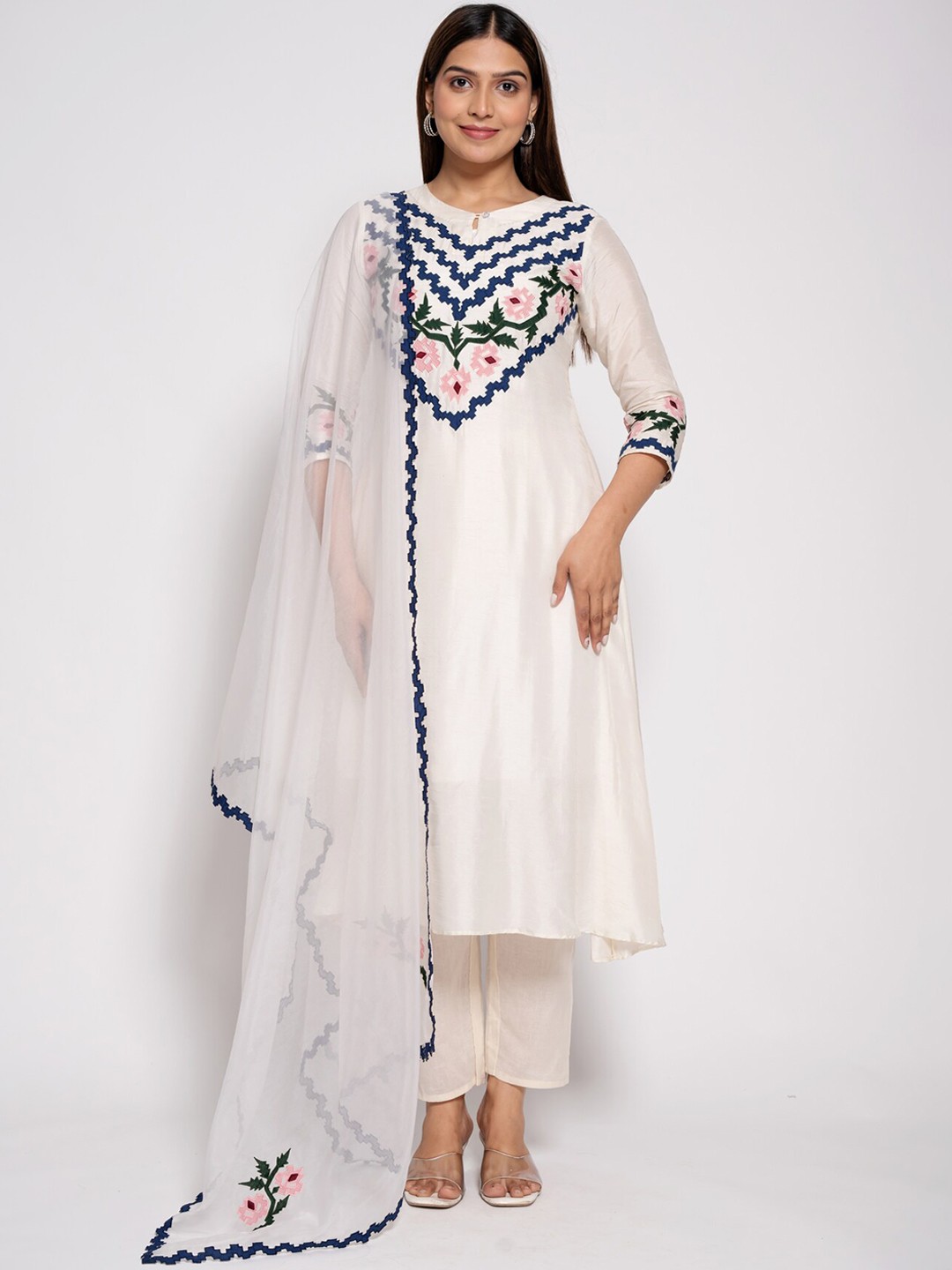 

AFFAIRE'S BY LEVELL5 Floral Printed Yoke Design A-Line Kurta with Trousers & Dupatta, White
