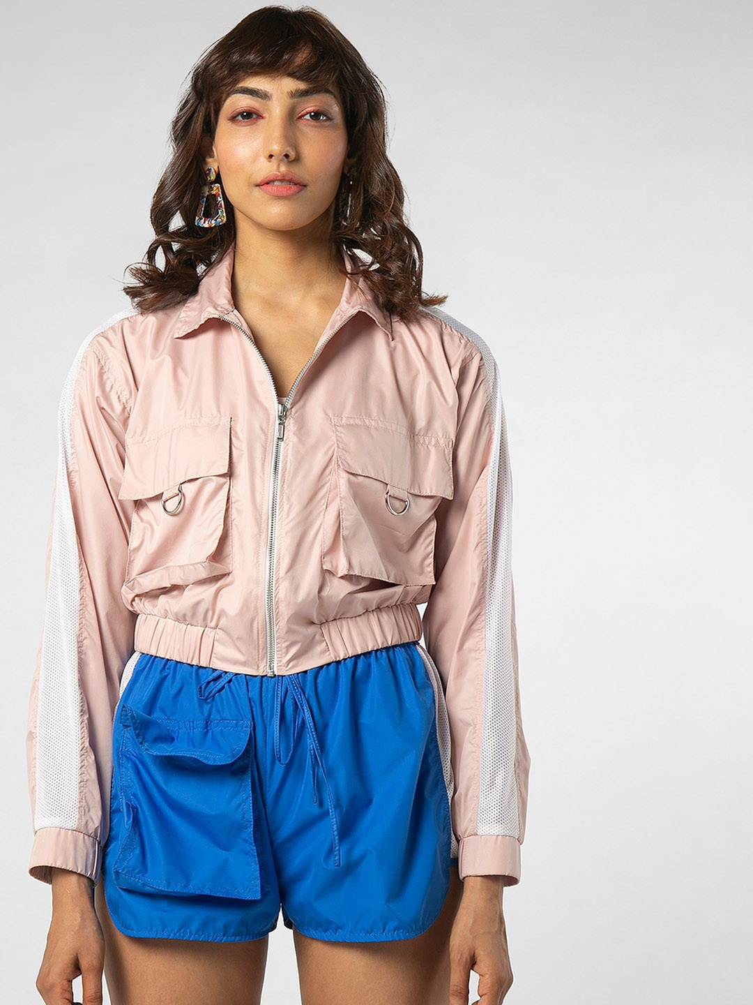

KOLORTHERAPI Windcheater and Water Resistant Bomber with Rapid-Dry, Peach
