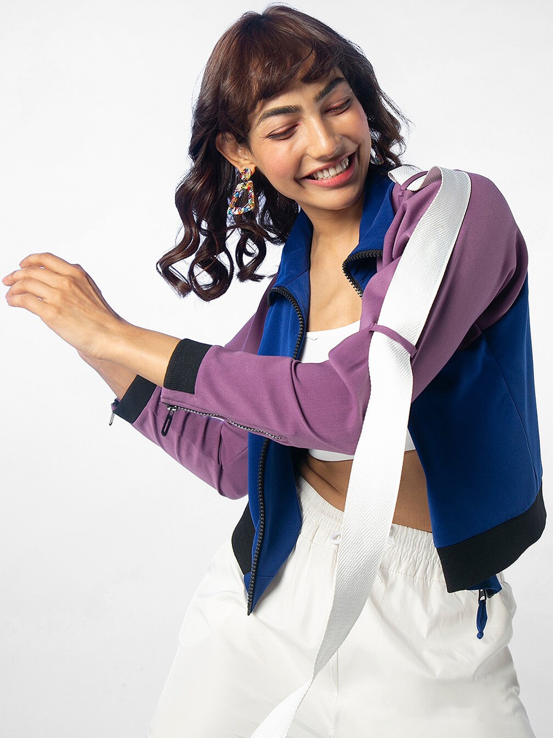 

KOLORTHERAPI Women Colourblocked Lightweight Crop Bomber Jacket, Blue