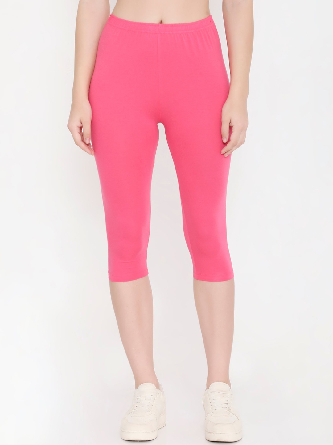 Feelings Women Solid Slim Fit Cotton Capri, Pink