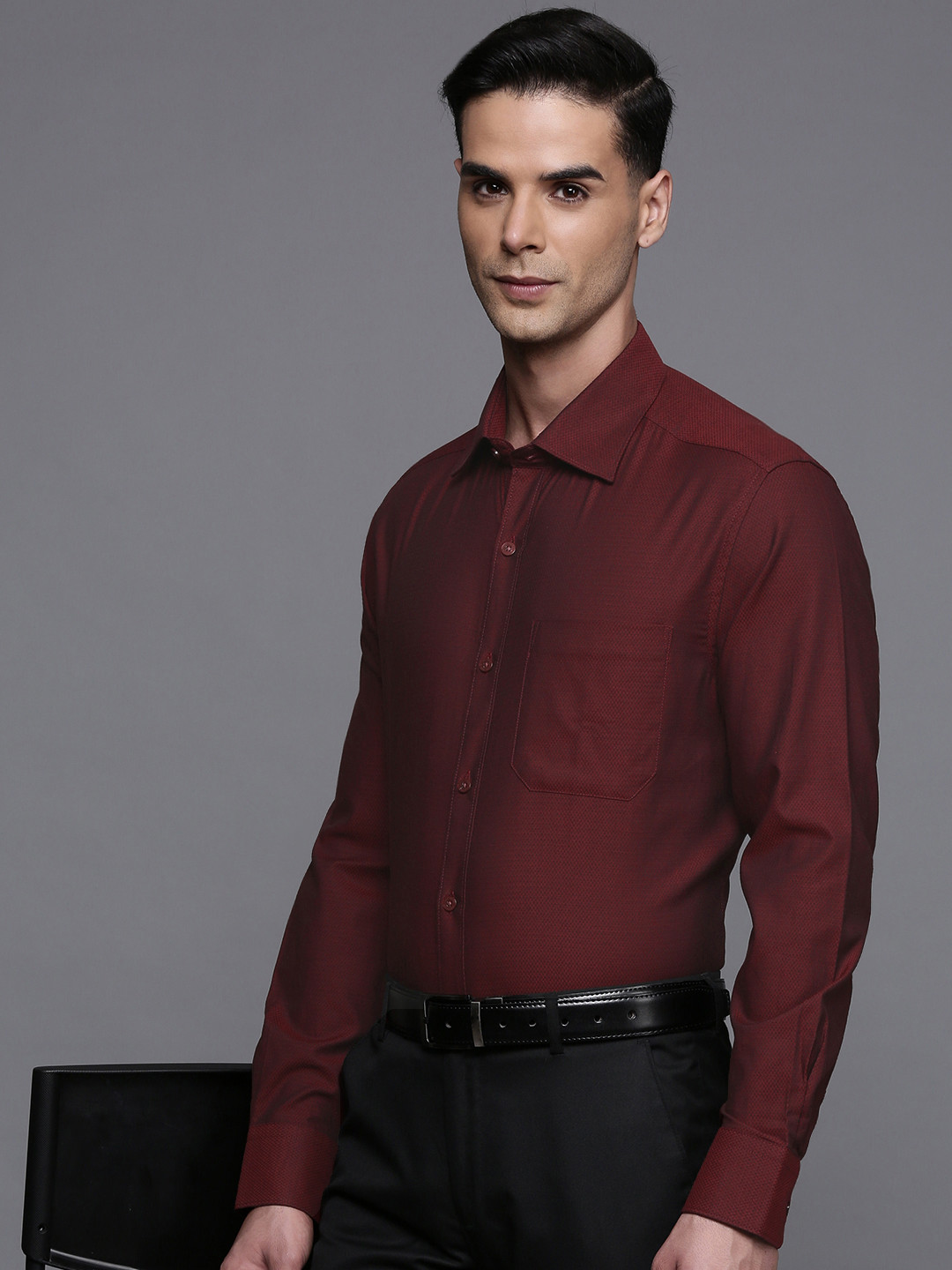 

Louis Philippe Self Design Classic Fit Pure Cotton Formal Shirt, Maroon