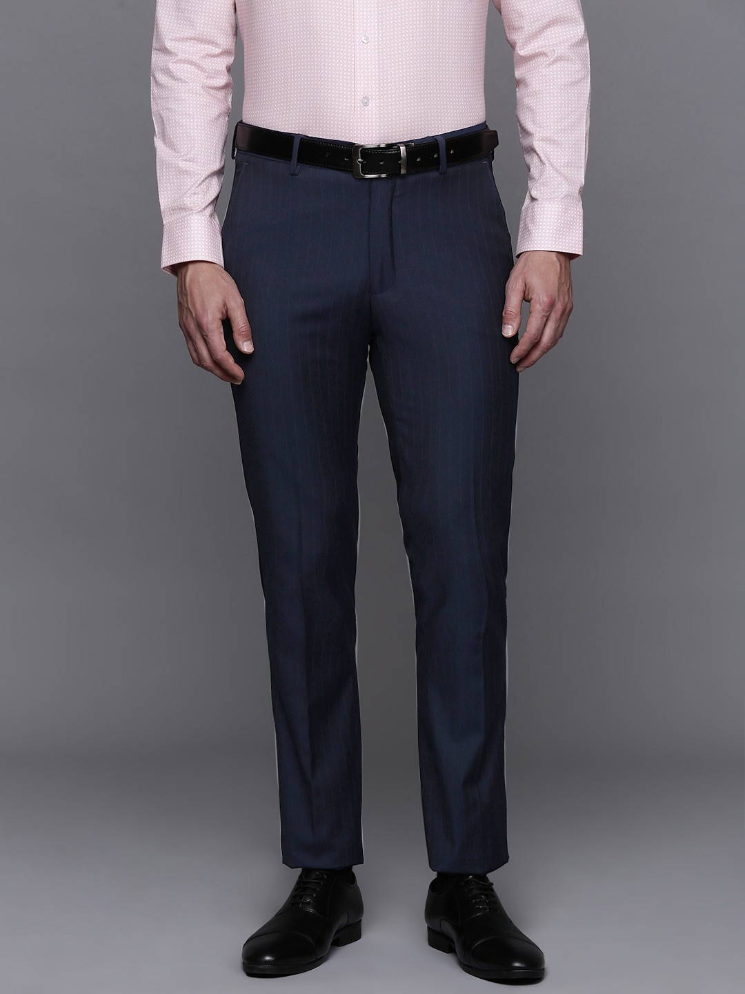 

Louis Philippe Men Checked Slim Fit Formal Trousers, Navy blue