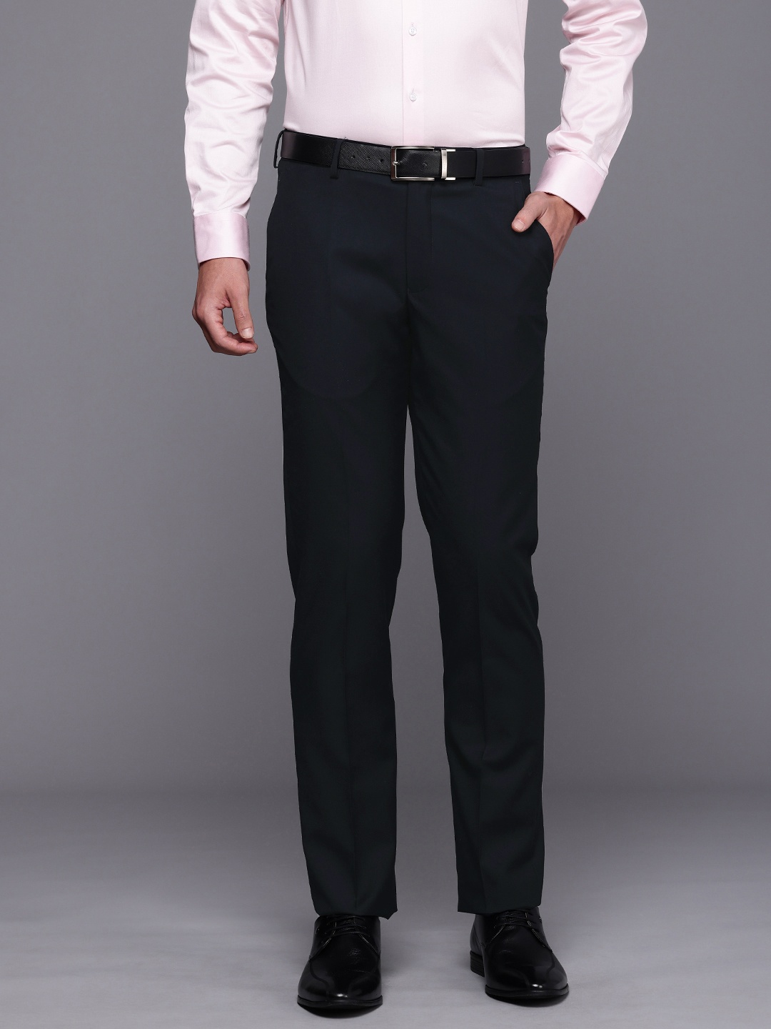 

Louis Philippe Men Slim Fit Formal Trousers, Navy blue