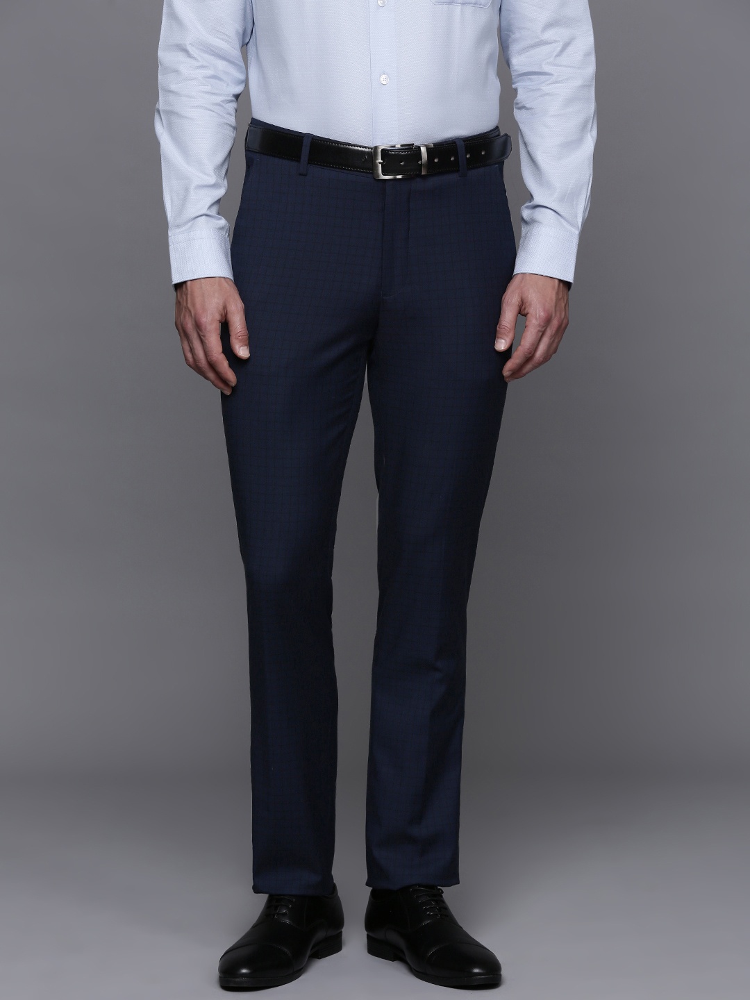 

Louis Philippe Men Checked Slim Fit Formal Trousers, Navy blue