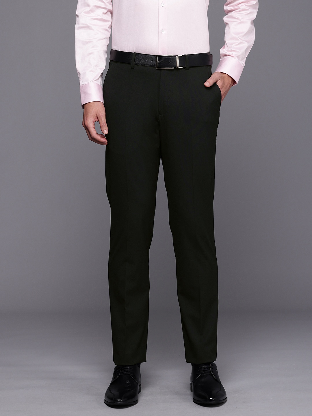 

Louis Philippe Men Slim Fit Formal Trousers, Black