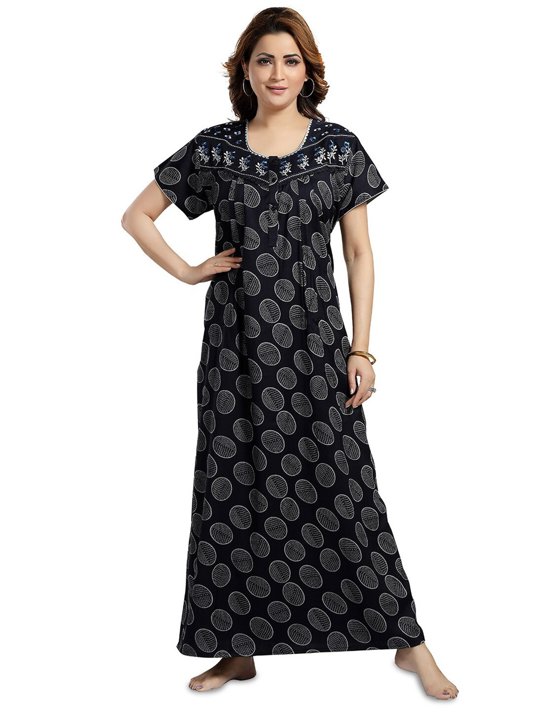 

NIGHT QUEEN Printed Maxi Nightdress, Black