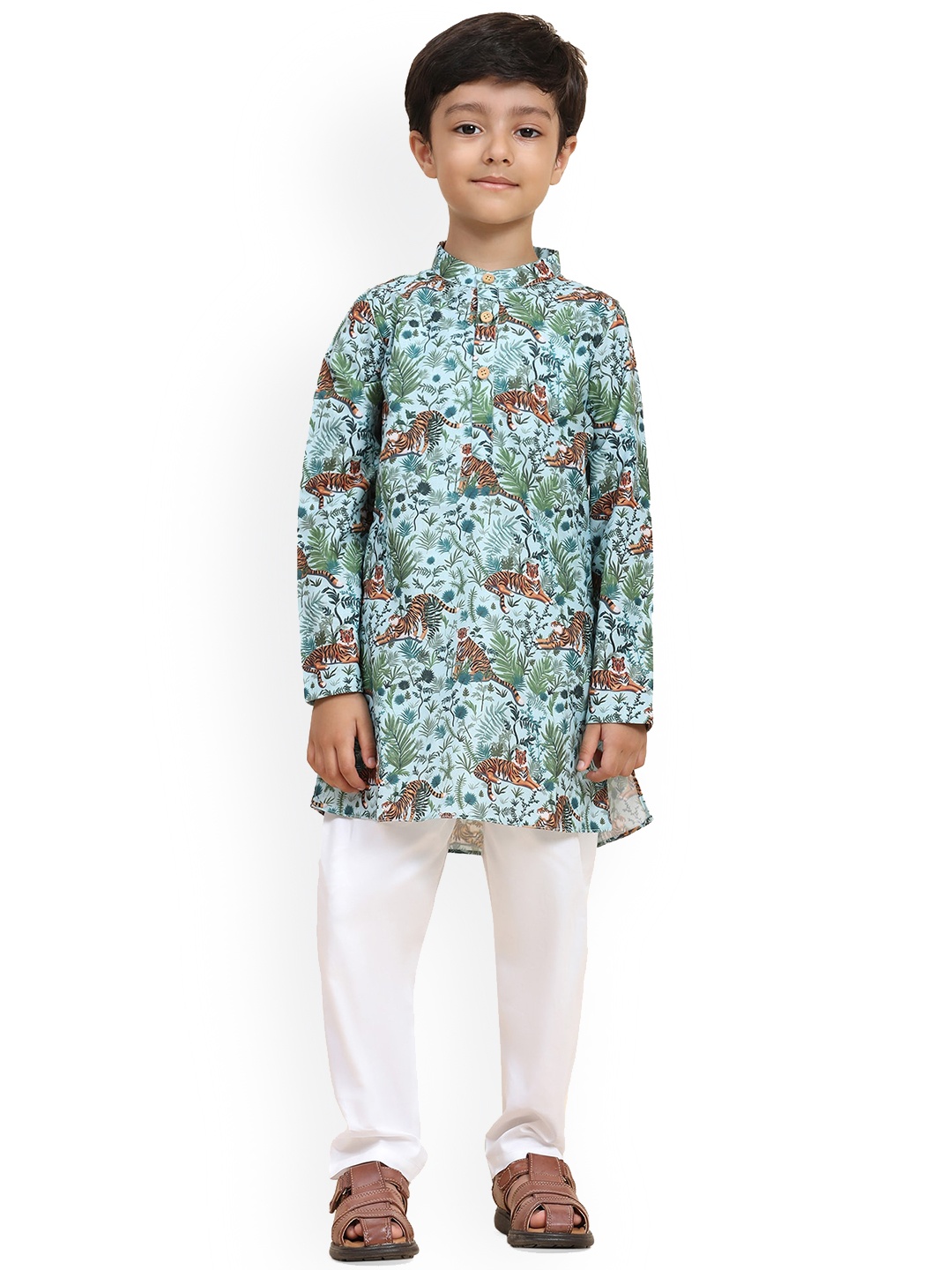 

BAESD Boys Abstract Printed Mandarin Collar Linen Straight Kurta With Pyjama, Sea green