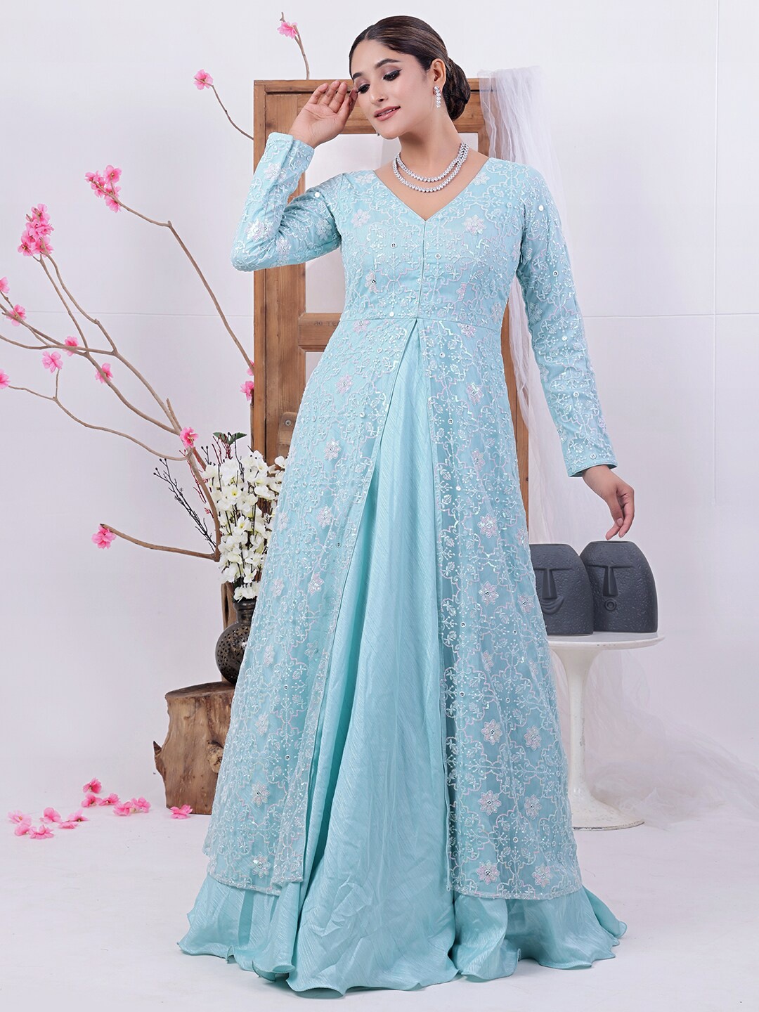 

Ethnovog Self Design V-Neck Maxi Dress, Blue