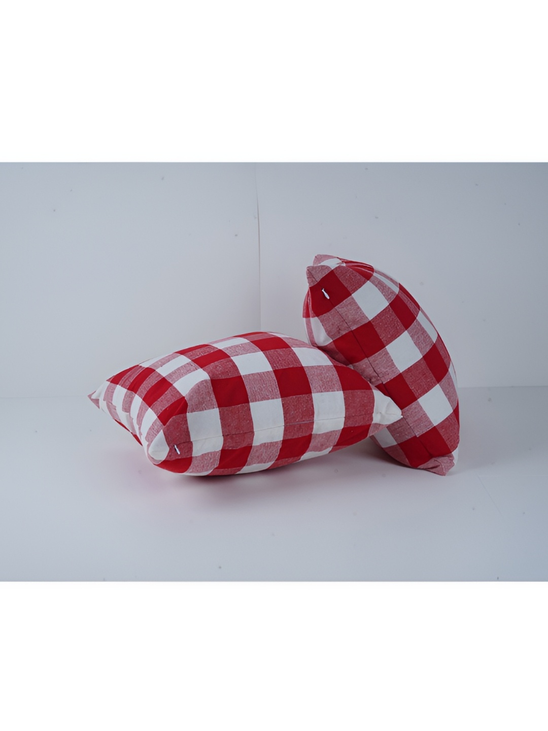 

SKANDA FAB Red & White 2 Pcs Checked Square Cushion Covers