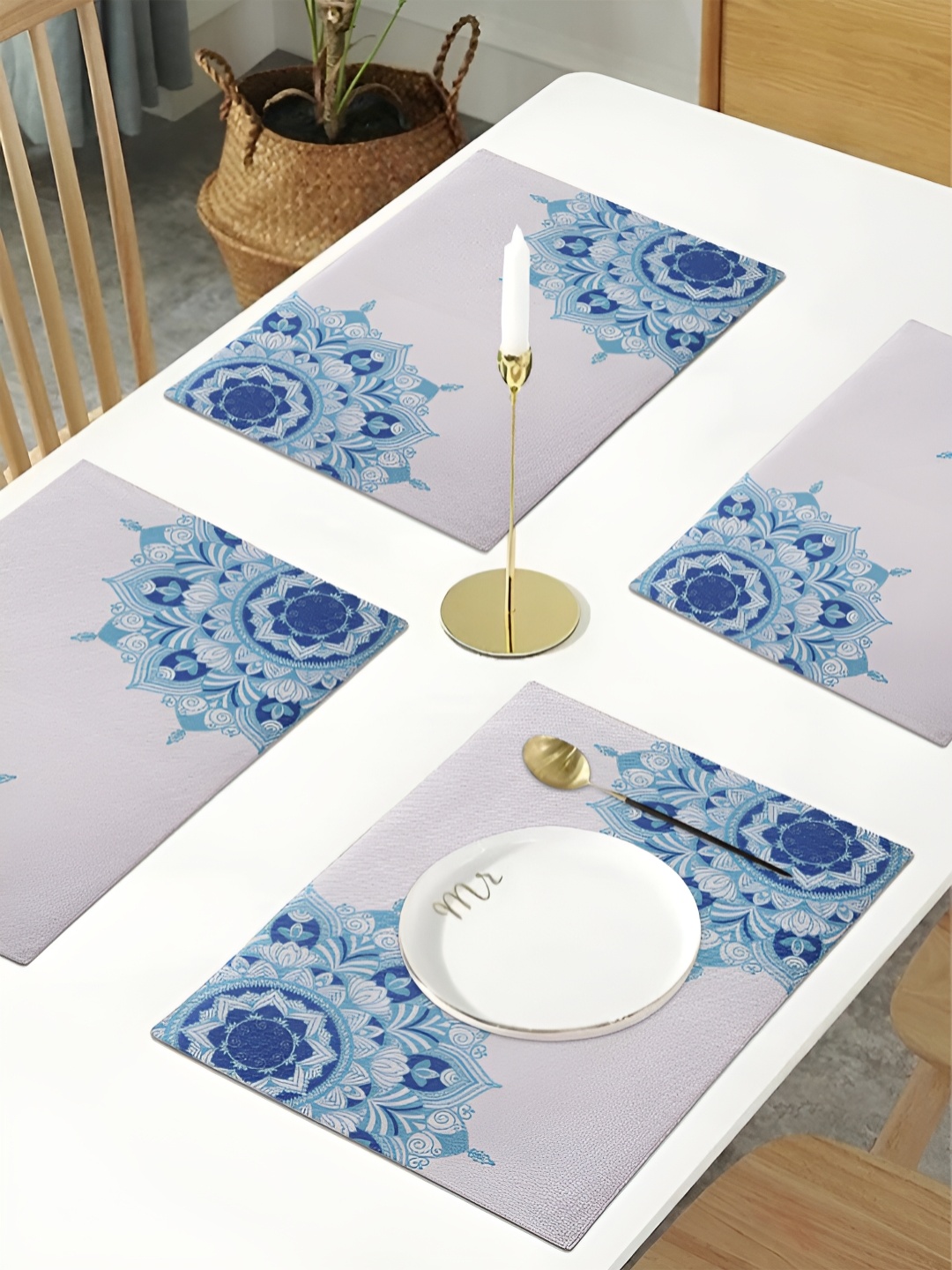 

HOME9INE White & Blue 4 Pieces Printed Table Placemats
