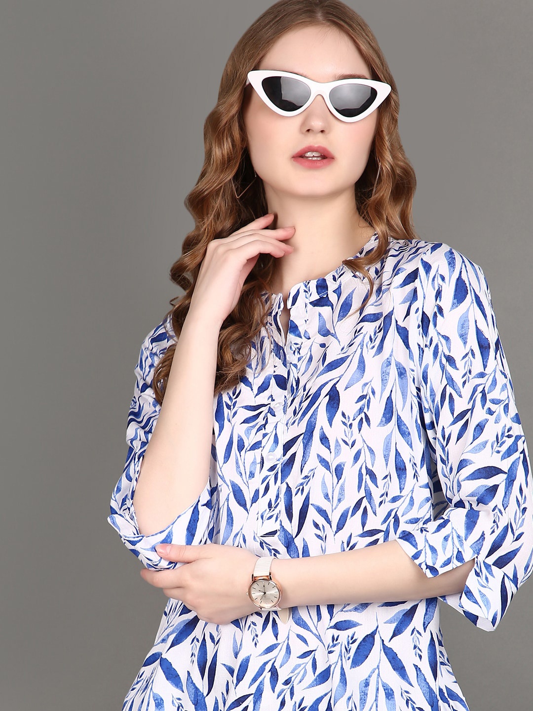 

V-Mart Print Mandarin Collar Regular Top, Blue