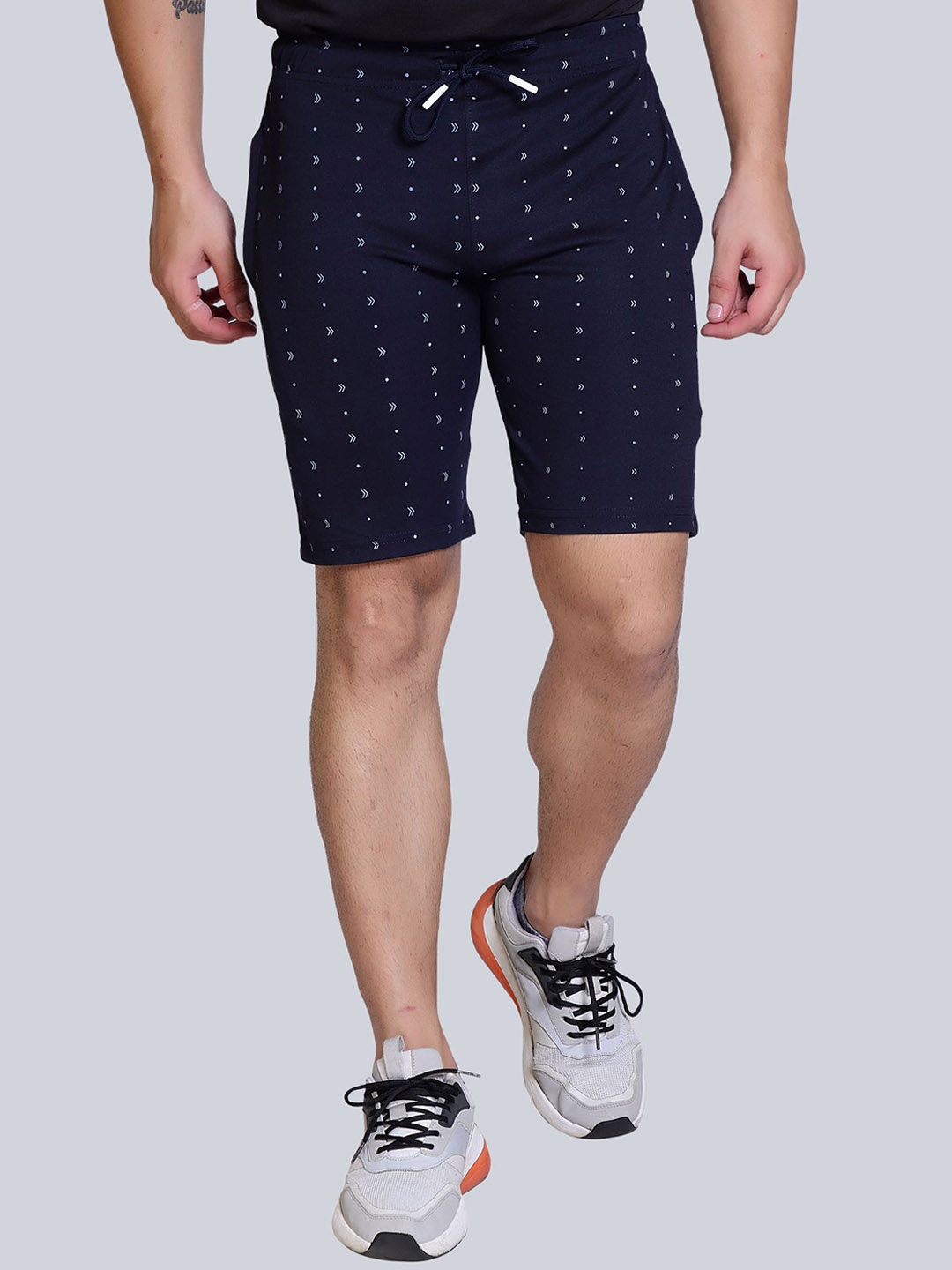 

STARFOX Men Printed Slim Fit Shorts, Navy blue