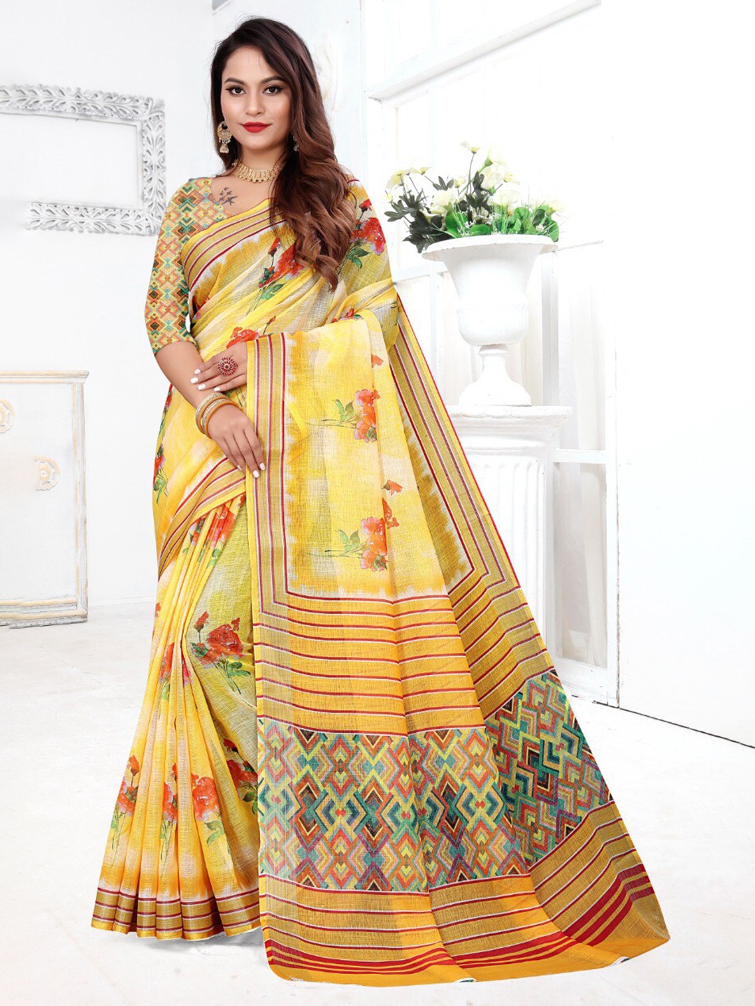 

Fevinaa Floral Linen Blend Saree, Yellow