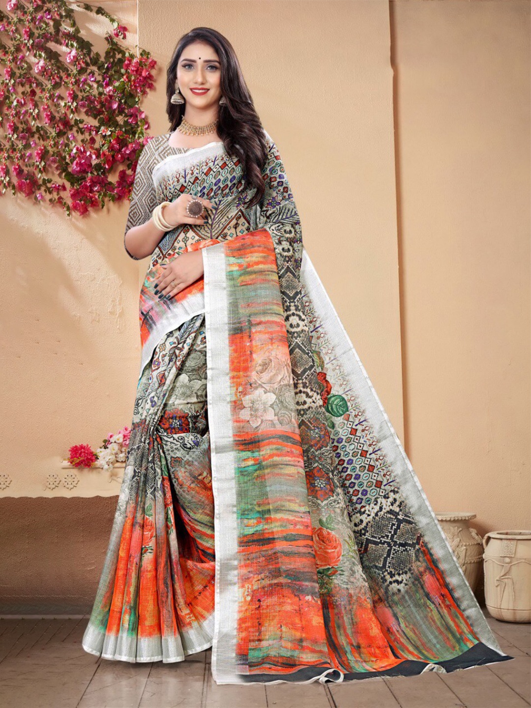 

Fevinaa Ethnic Motifs Linen Blend Saree, Orange