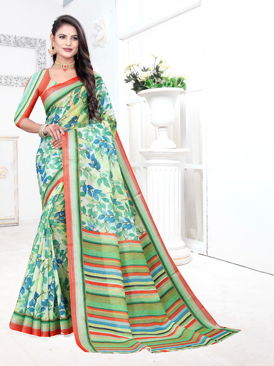 

Fevinaa Floral Linen Blend Saree, Yellow