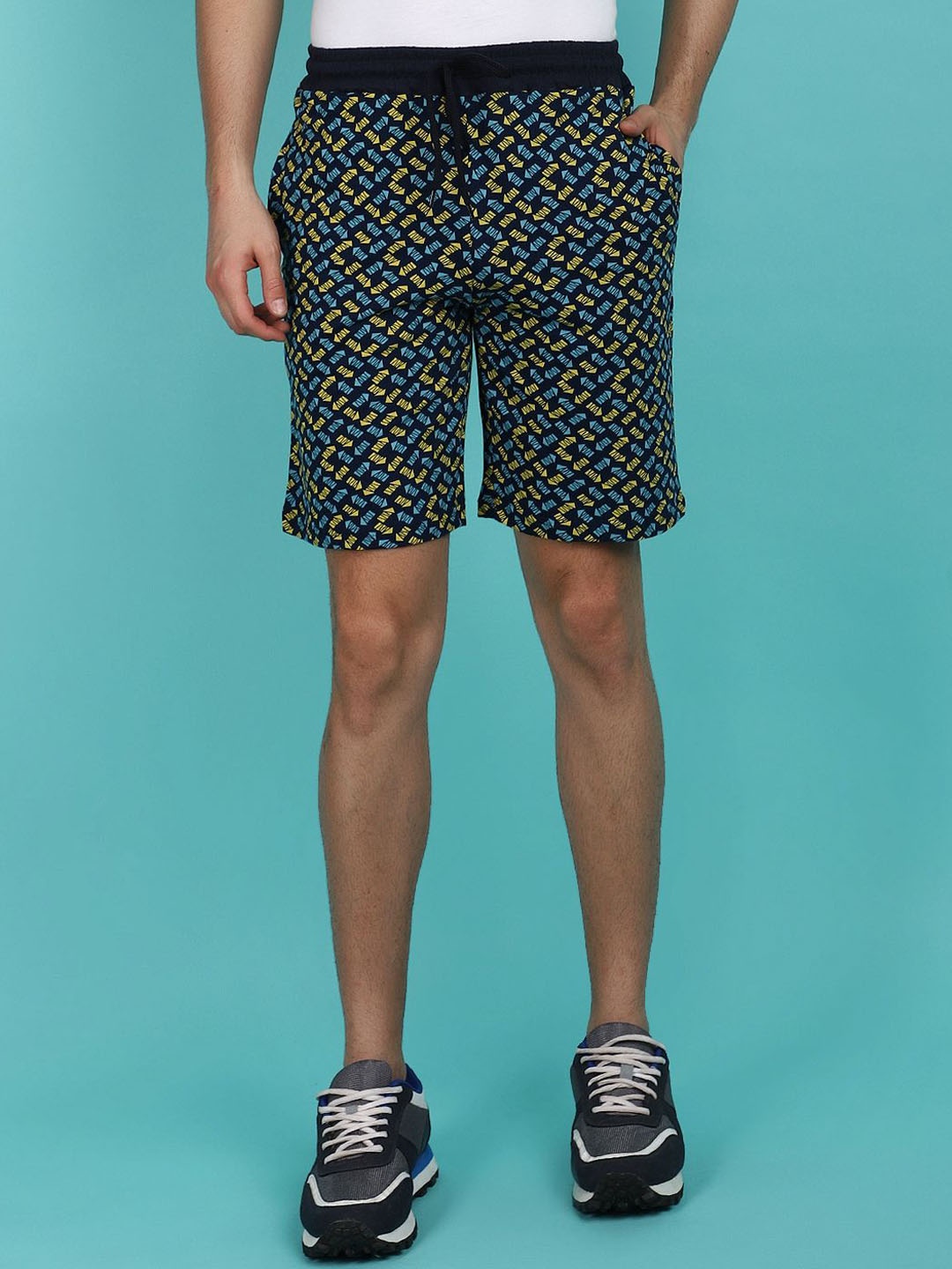 

V-Mart Men Geometric Printed Cotton Shorts, Blue