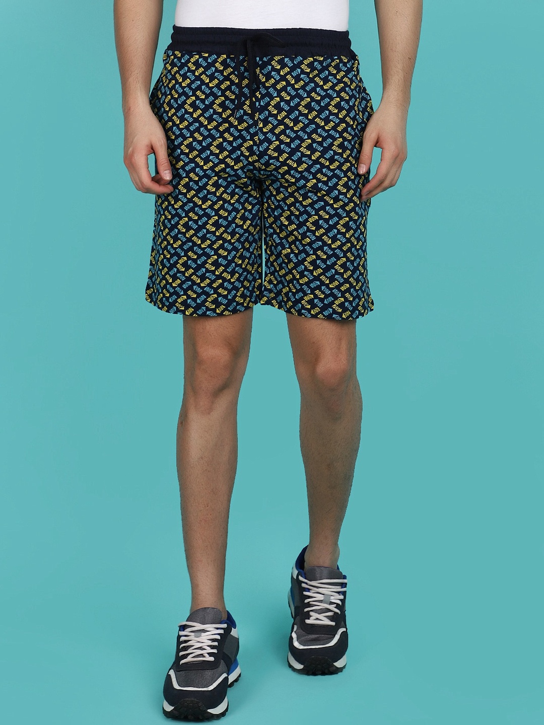 

V-Mart Men Geometric Printed Cotton Shorts, Blue