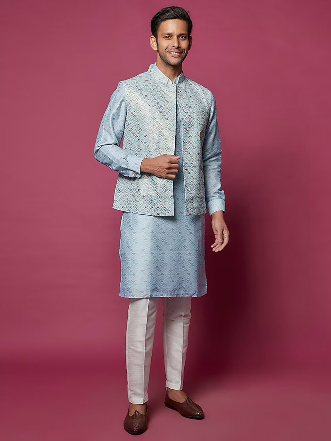 

RNG Safawala Printed Regular Dupion Silk Kurta with Trouser With Jacket, Blue