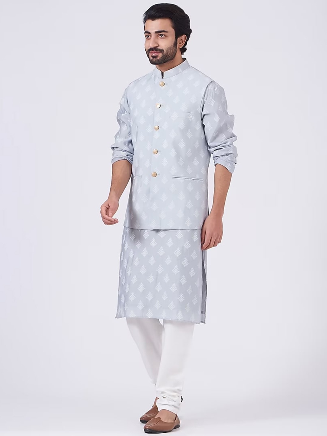 

RNG Safawala Floral Printed Mandarin Collar Cotton Silk Kurta with Churidar & Nehru Jacket, Grey