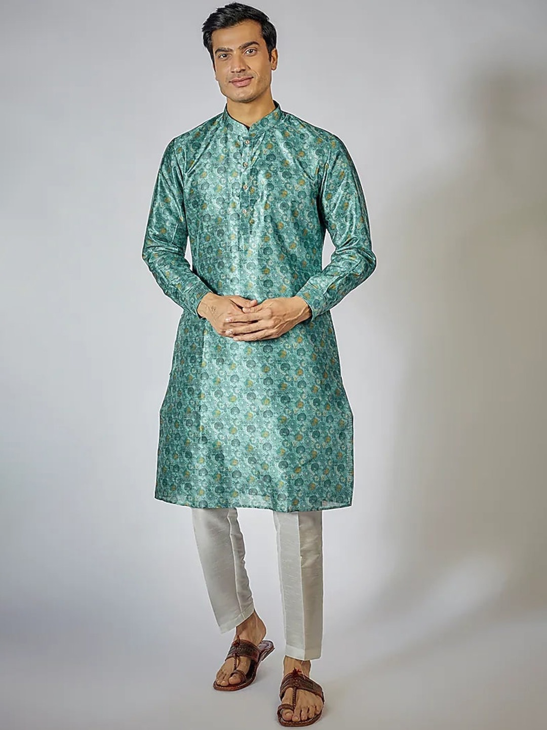 

RNG Safawala Geometric Printed Band Collar Pure Cotton Straight Kurta With Trouser, Blue