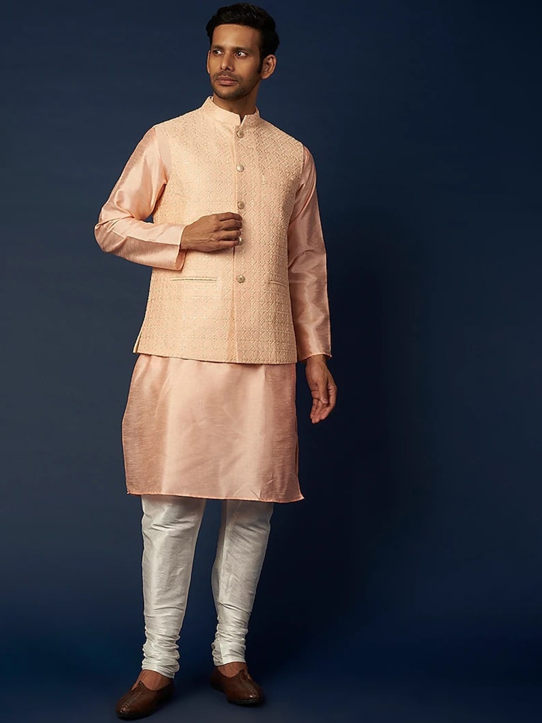 

RNG Safawala Mandarin Collar Straight Kurta With Trouser & Self Design Jacket, Pink